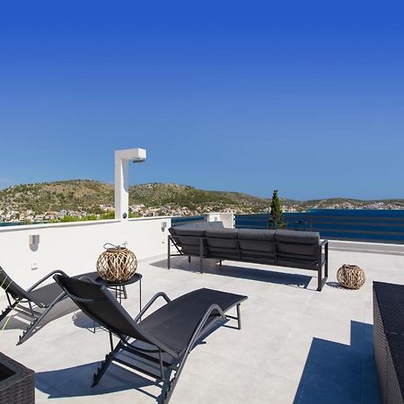 The Grande - Huge Terrace - Amazing Sea Views - Tastefully Furnished - Access To Rooftop Terrace And Gym - Hillside Apartments Rogoznica Rogoznica  Extérieur photo