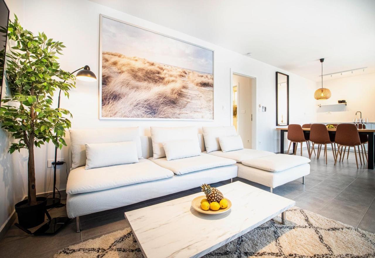 The Grande - Huge Terrace - Amazing Sea Views - Tastefully Furnished - Access To Rooftop Terrace And Gym - Hillside Apartments Rogoznica Rogoznica  Extérieur photo
