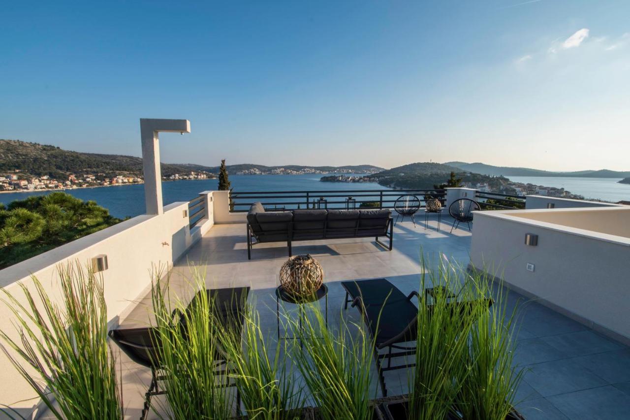 The Grande - Huge Terrace - Amazing Sea Views - Tastefully Furnished - Access To Rooftop Terrace And Gym - Hillside Apartments Rogoznica Rogoznica  Extérieur photo