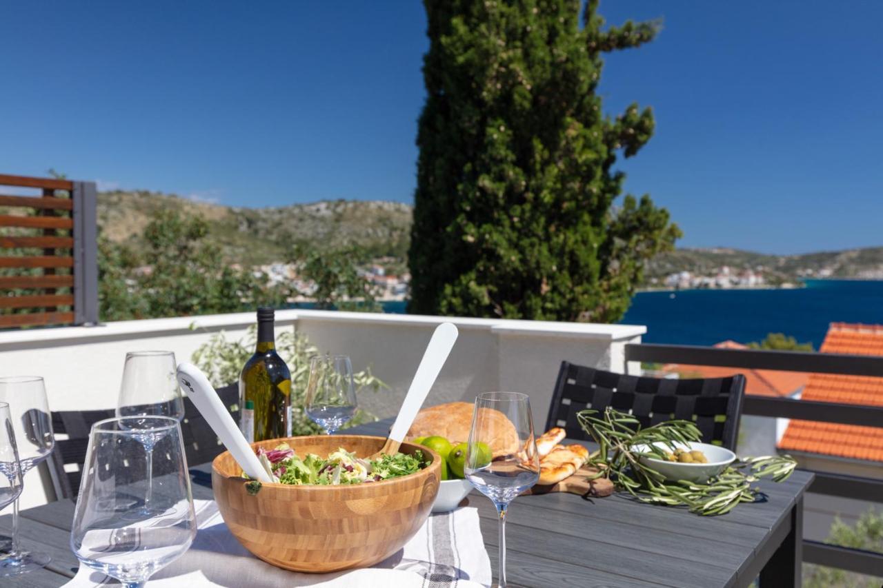 The Grande - Huge Terrace - Amazing Sea Views - Tastefully Furnished - Access To Rooftop Terrace And Gym - Hillside Apartments Rogoznica Rogoznica  Extérieur photo