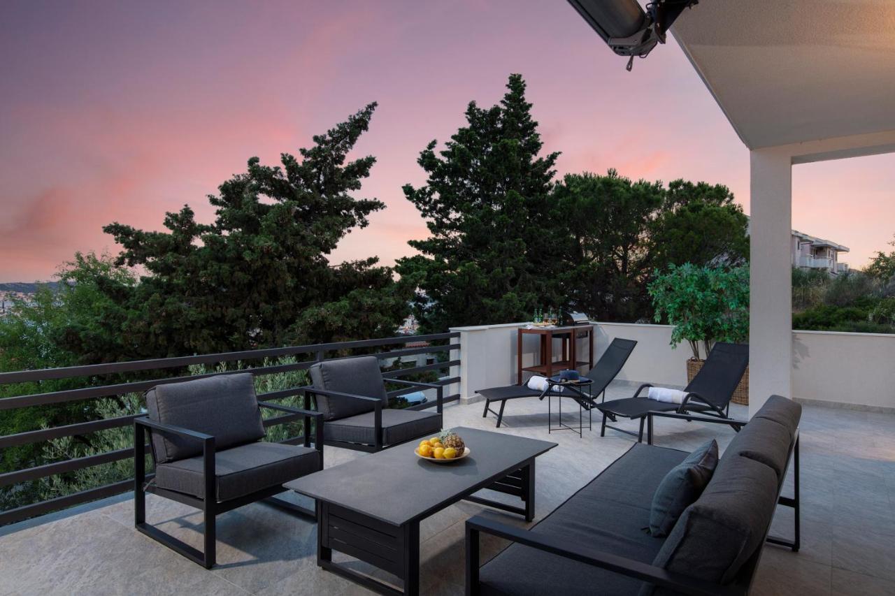 The Grande - Huge Terrace - Amazing Sea Views - Tastefully Furnished - Access To Rooftop Terrace And Gym - Hillside Apartments Rogoznica Rogoznica  Extérieur photo